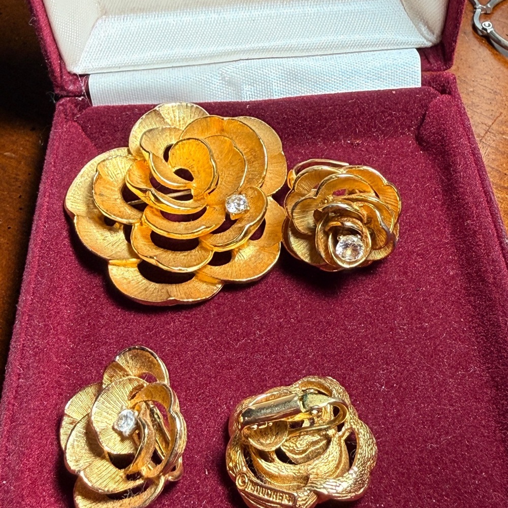 Marcel Boucher Gold-Plated Rose with zc Drop Brooch  ring and Earring Set